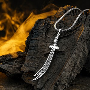La Feta İlla Ali La Seyfe İlla Zülfikar Kılıç Gümüş Kolye