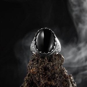 Siyah Oniks Taşlı Osmanlı Desenli Gümüş Yüzük